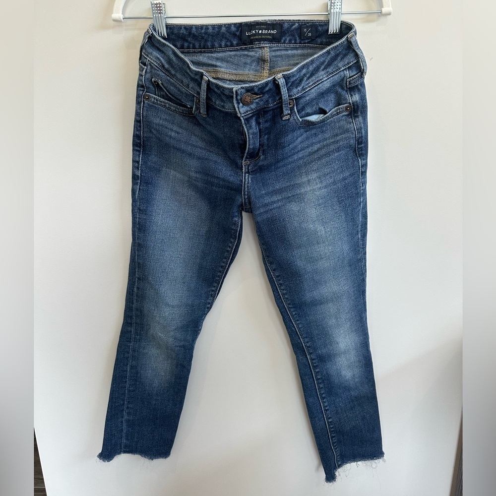 8/$20  Lucky Brand Lolita Distressed Blue Ankle Jeans 0/25 NWOT